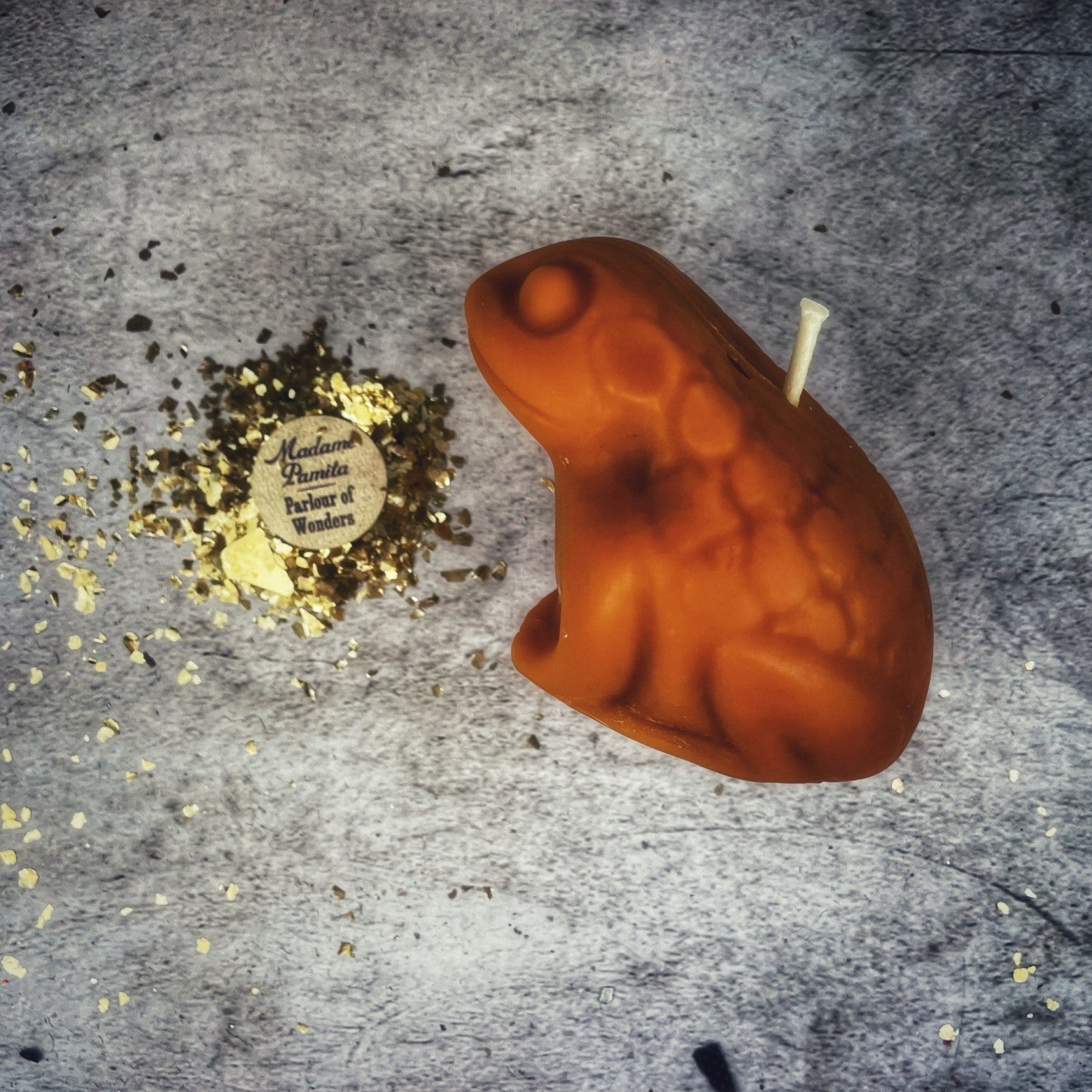 Beeswax Lucky Money Frog Spell Candle - Abundance & Prosperity Magic