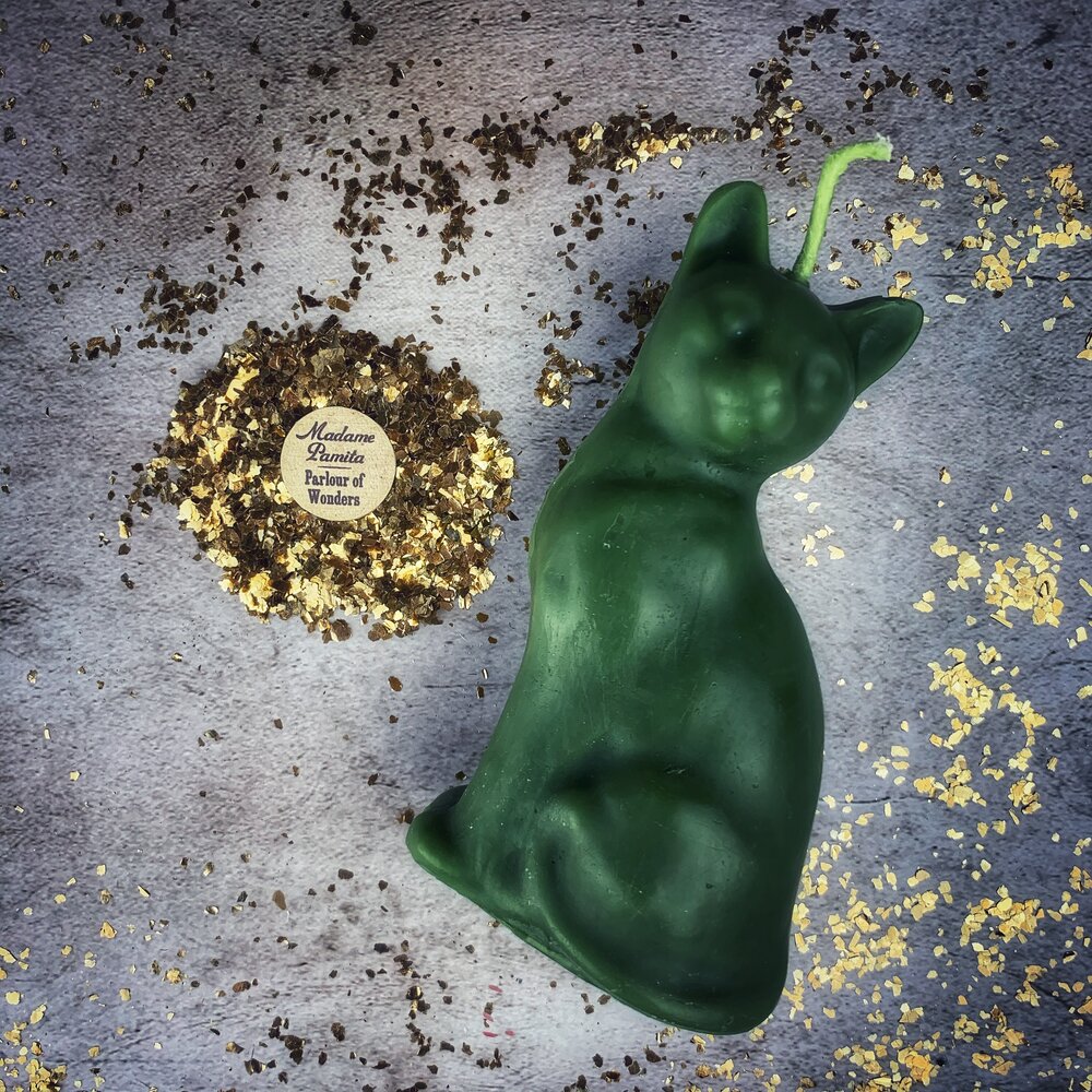 Beeswax Lucky Cat Spell Candle - Fast Action & Manifestation Magic